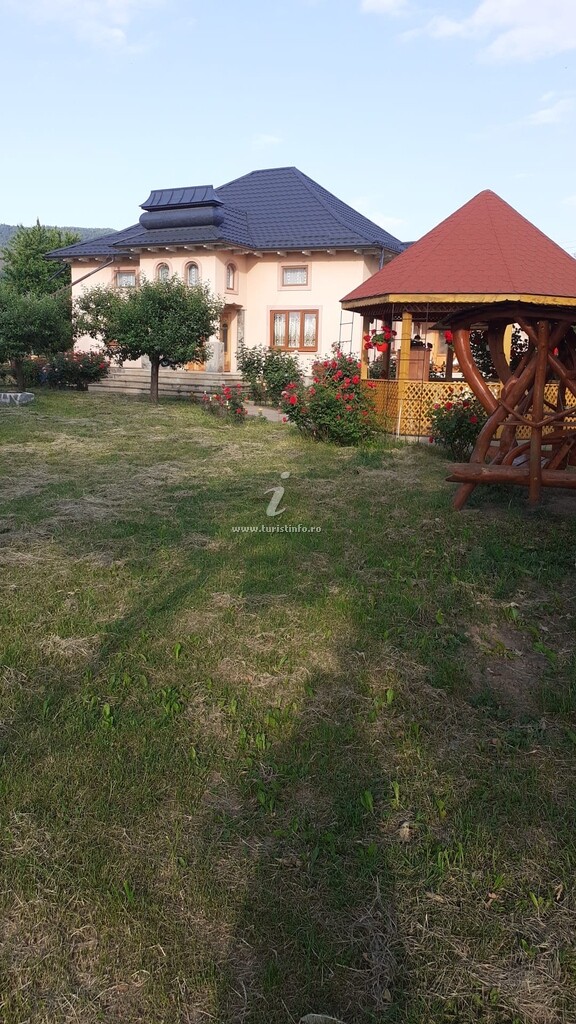 Camere de închiriat Casa Ilea