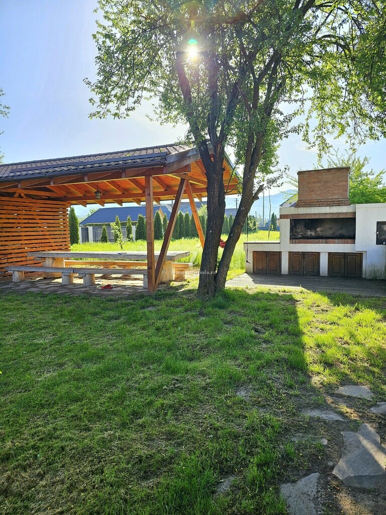 Casa Grad by Ciprian