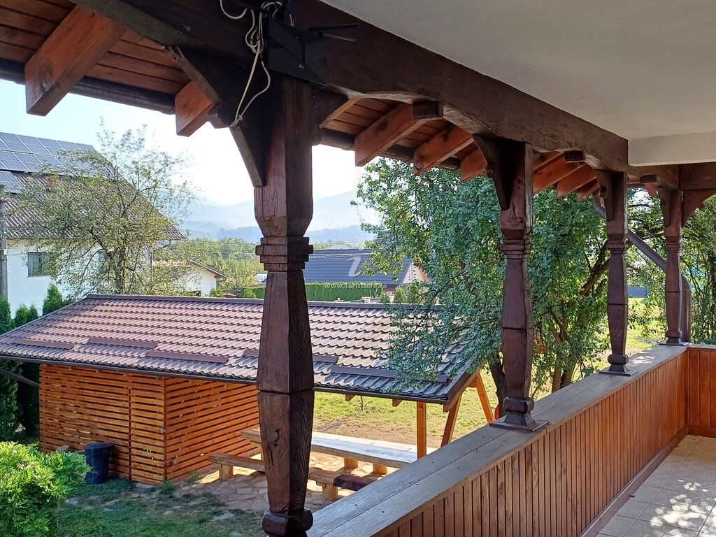 Casa Grad by Ciprian