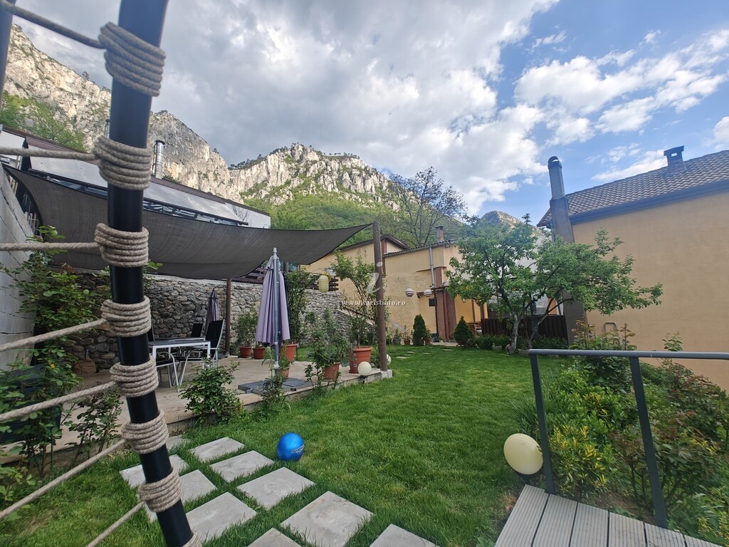 Casa Miclău