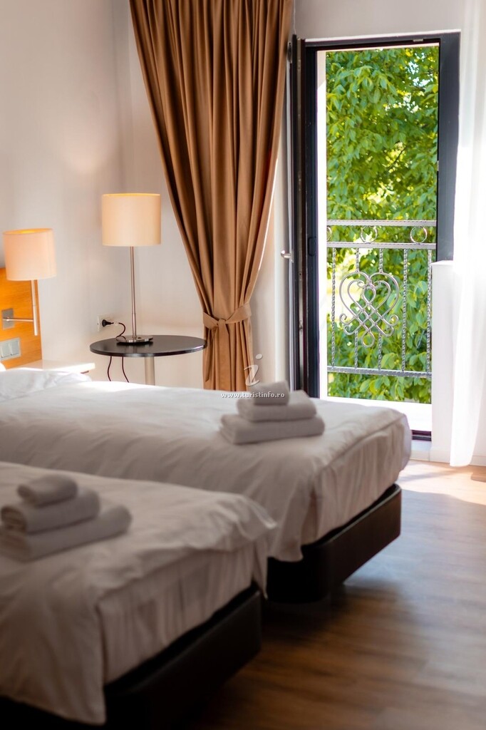 Hotel Chr Vista