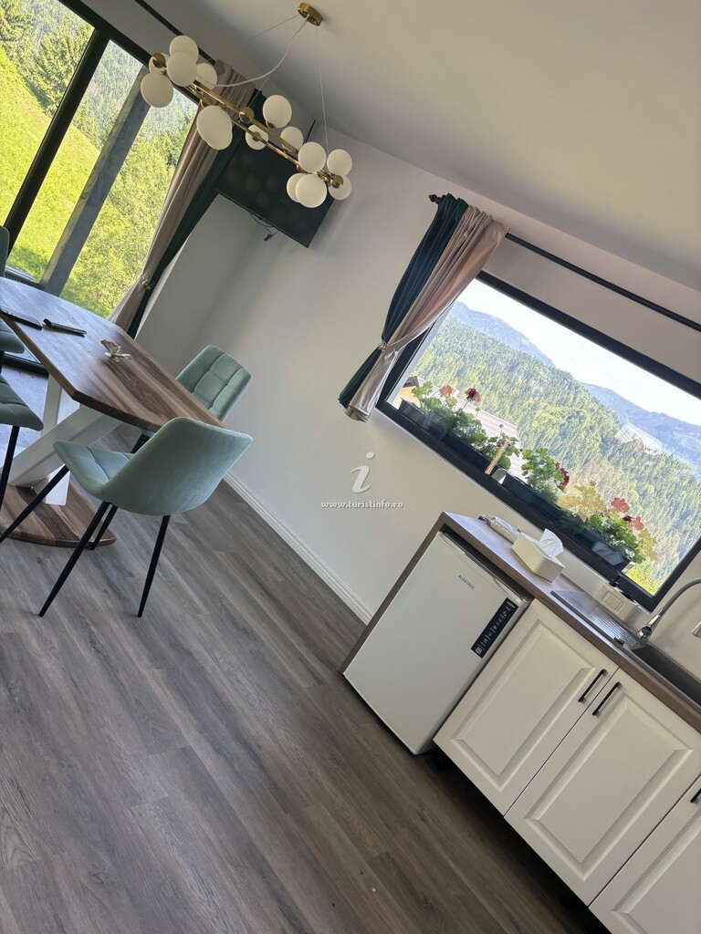 Cabana Cuibul lui Răzvan