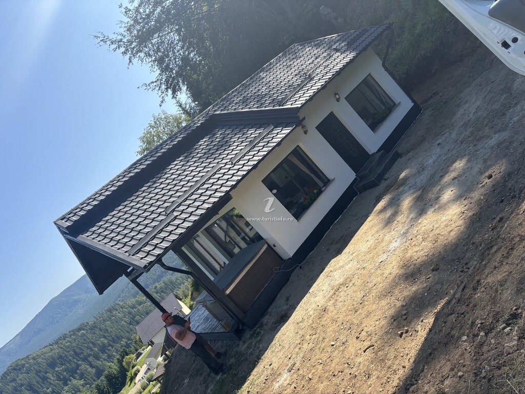 Cabana Cuibul lui Răzvan