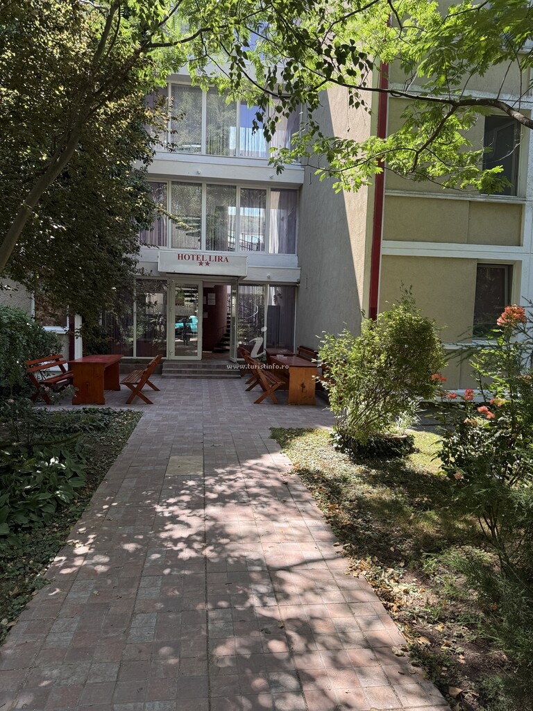 Hotel Lira