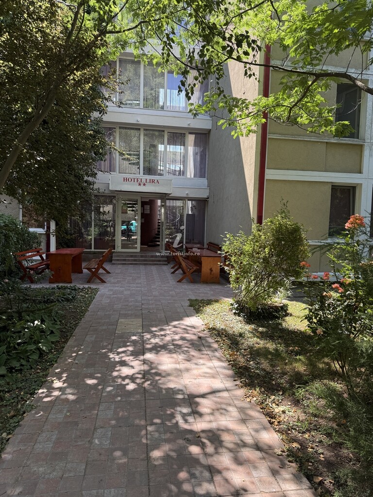 Hotel Lira