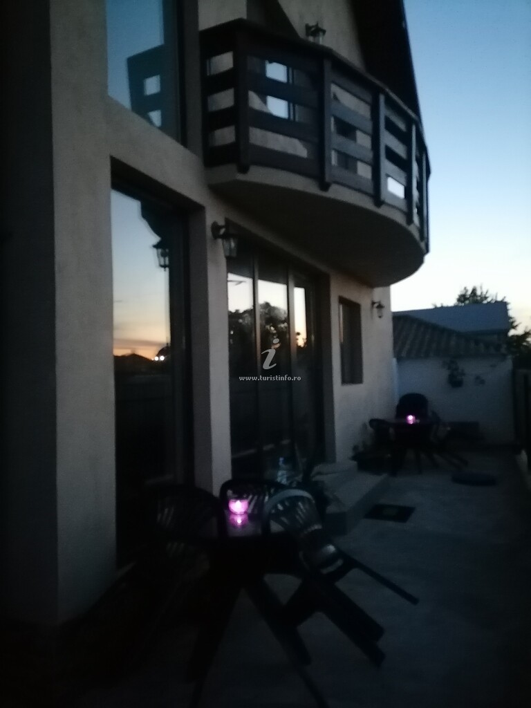 Camere de închiriat M&C