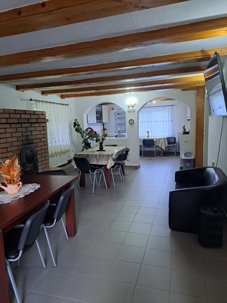 Casa Tudor