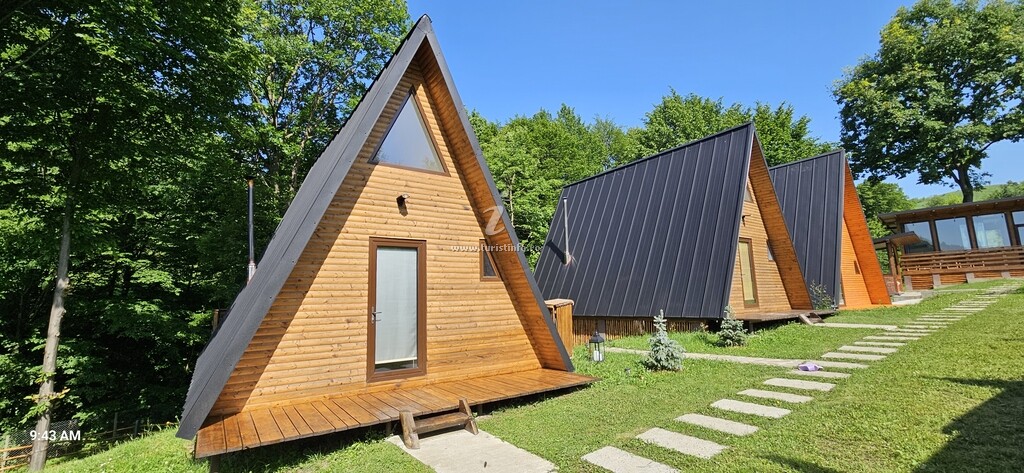 A-frame Mia Cabins