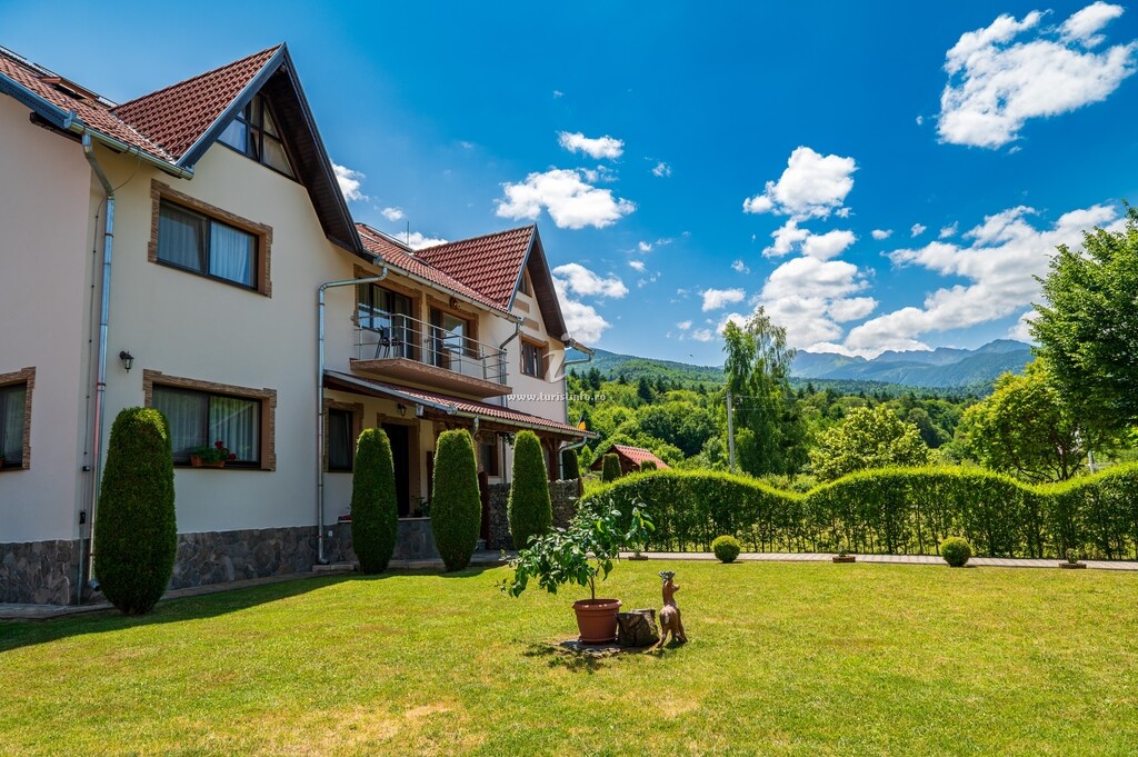 Pensiunea Agroturistică Colț de Rai