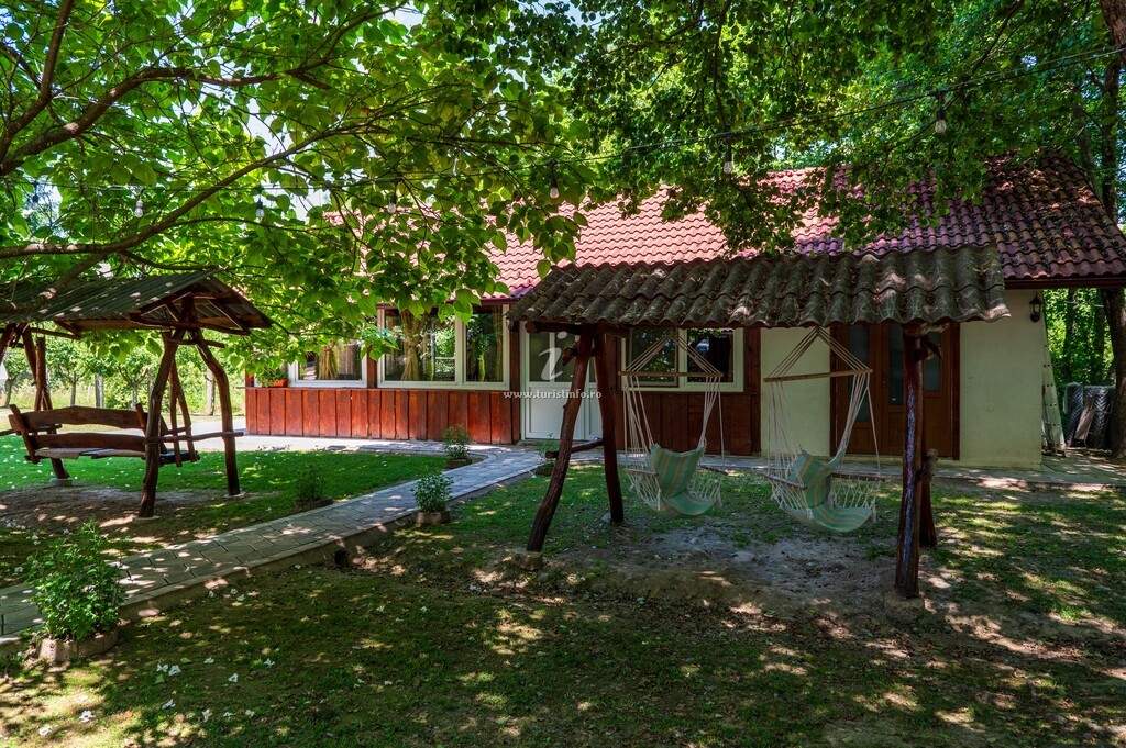 Pensiunea Agroturistică Colț de Rai