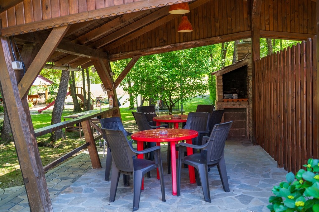 Pensiunea Agroturistică Colț de Rai