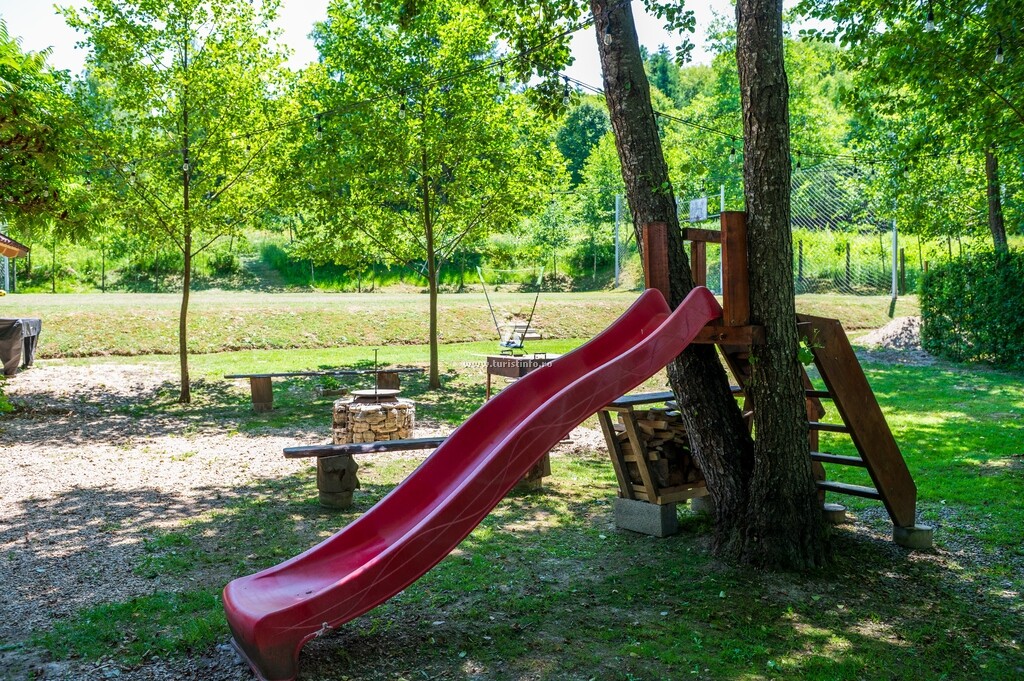 Pensiunea Agroturistică Colț de Rai