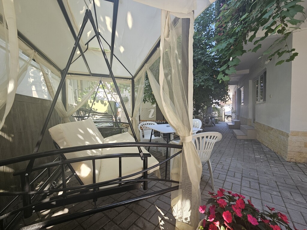 Vila Adrian