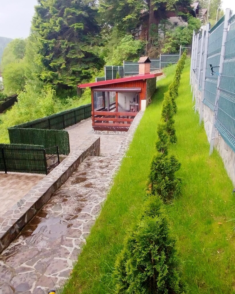 Pensiunea Casa Raisa