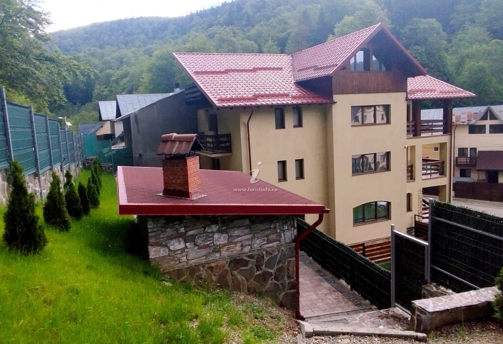 Pensiunea Casa Raisa