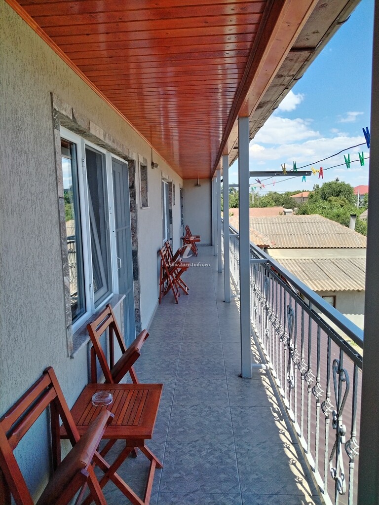 Camere de închiriat La Nea Rață