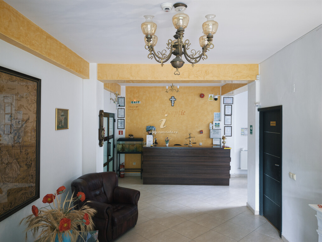 Pensiunea Eden Maison
