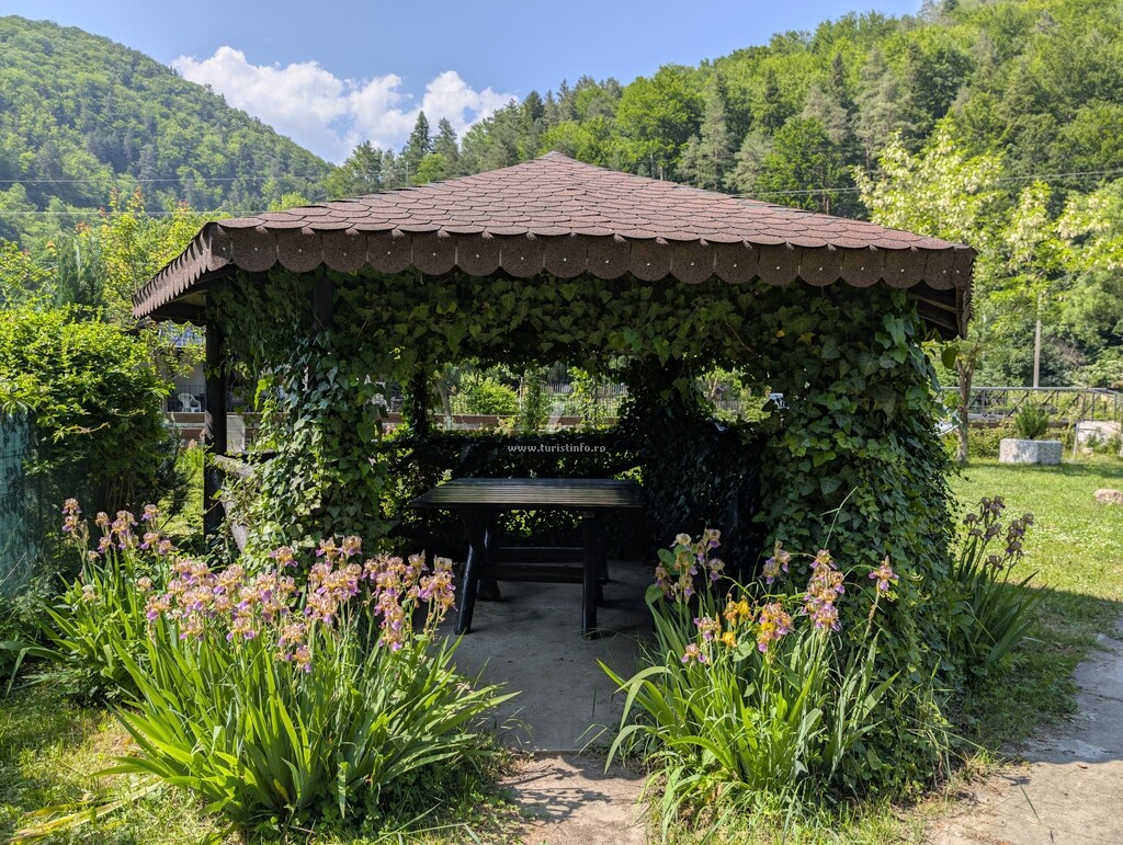 Pensiunea Eden Maison