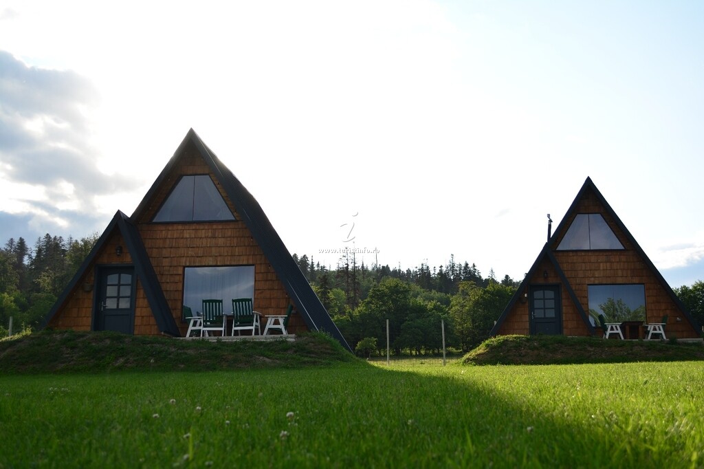 Cabana A-frame la Runc