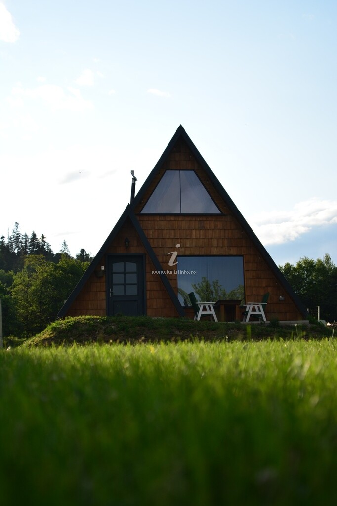 Cabana A-frame la Runc