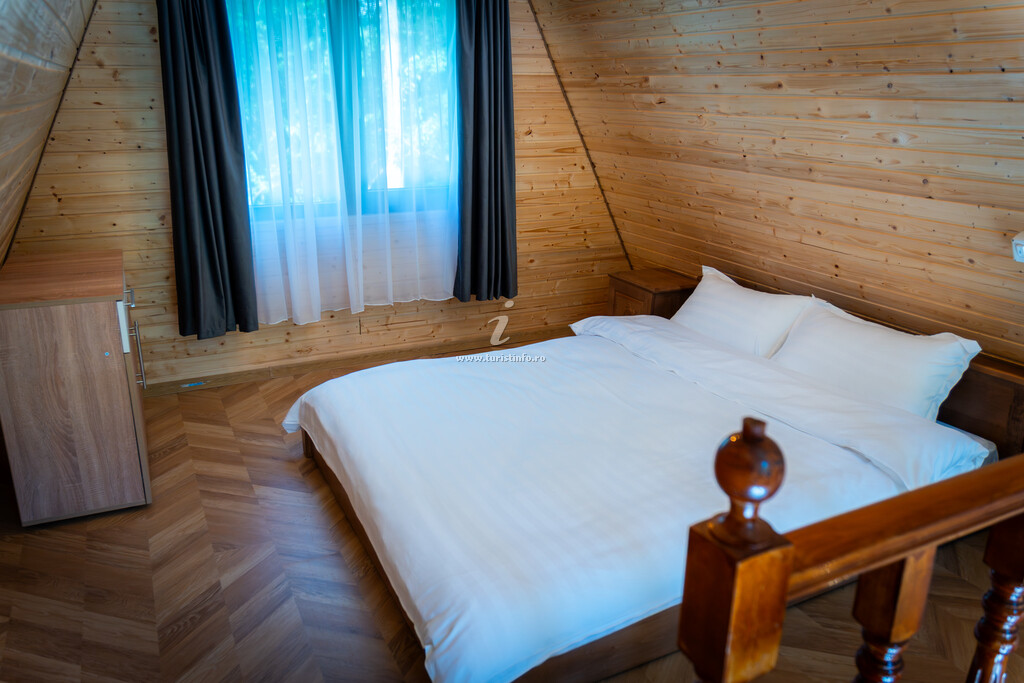 Cabana Împărăția Mlăcilor