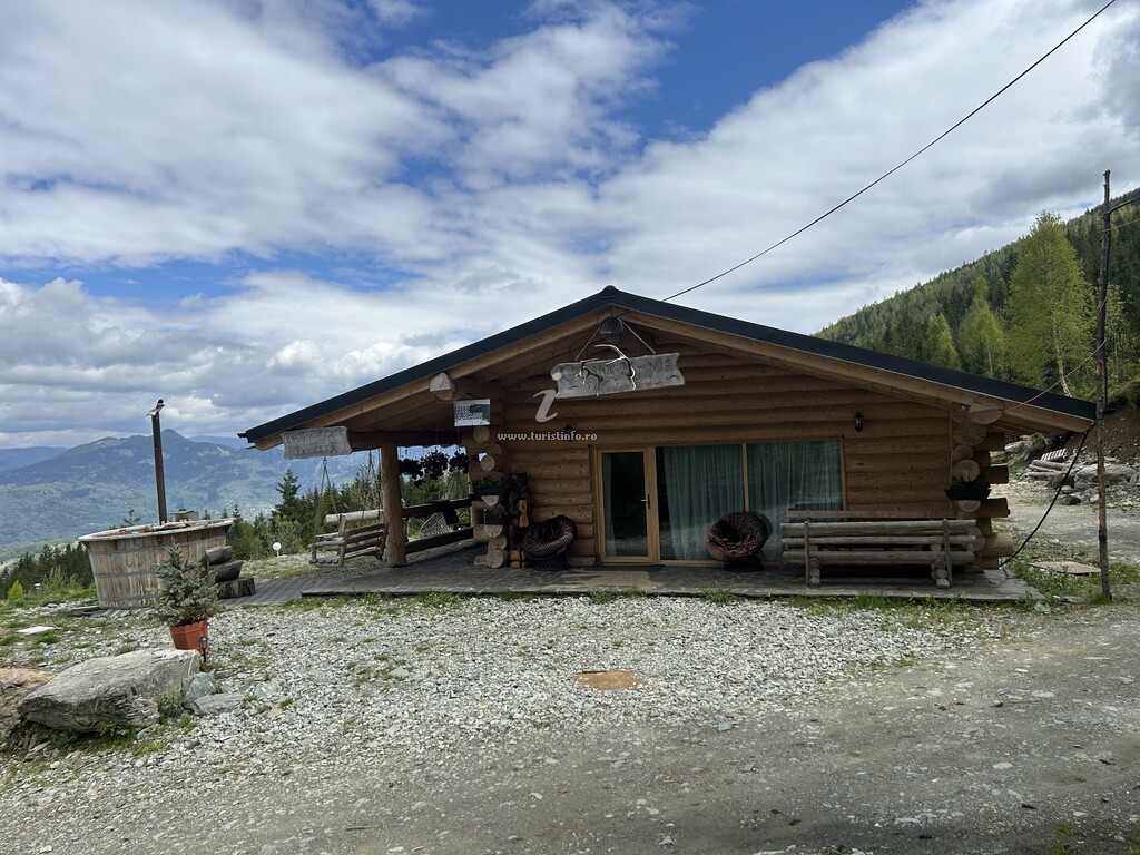 Cabana  De Vis Pietrosu