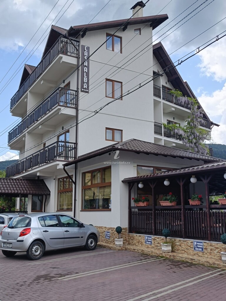 Pensiunea Casa Albă