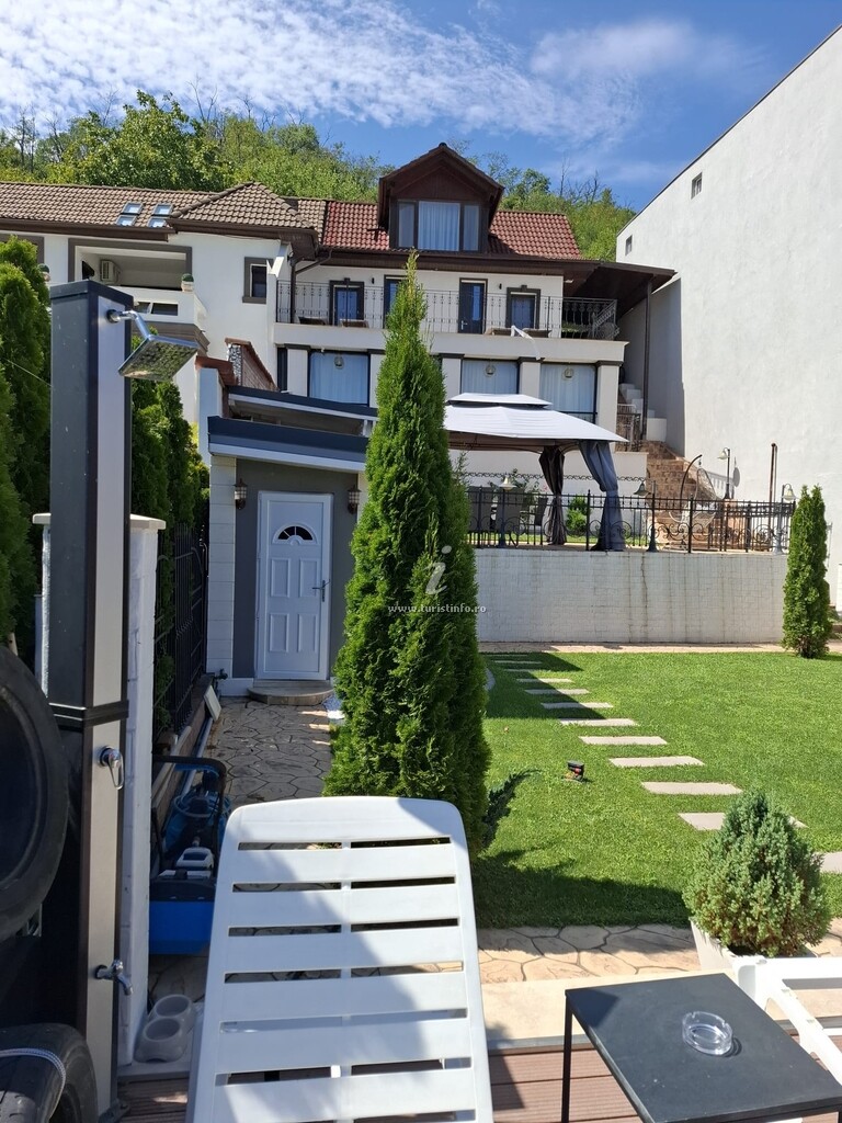 Casa Dorin
