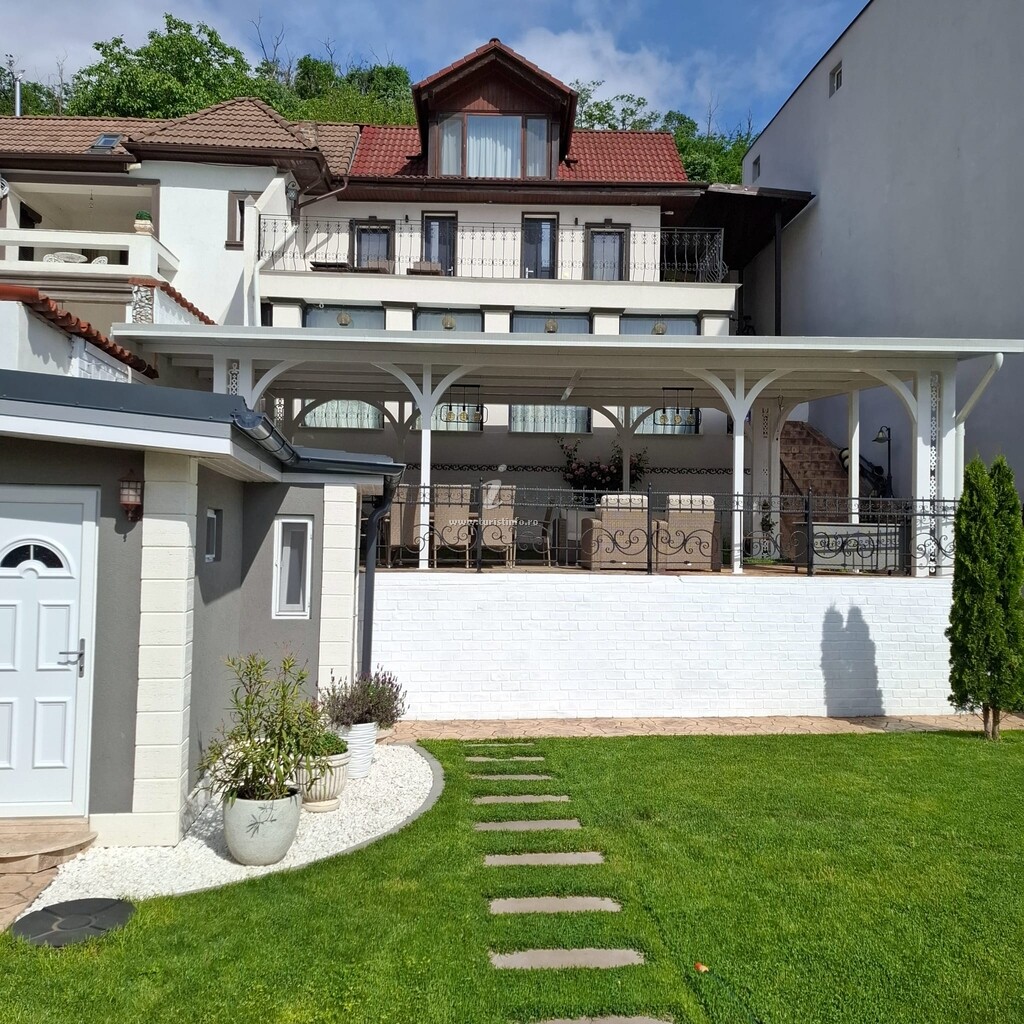 Casa Dorin