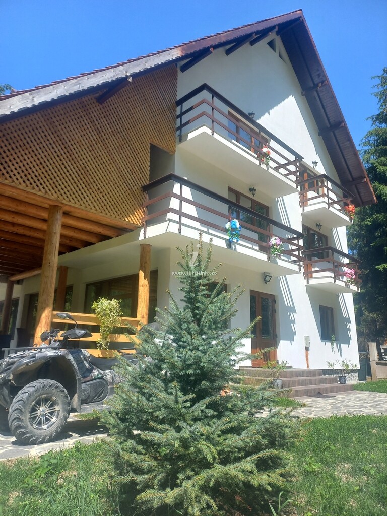 Pensiunea Inima Munților