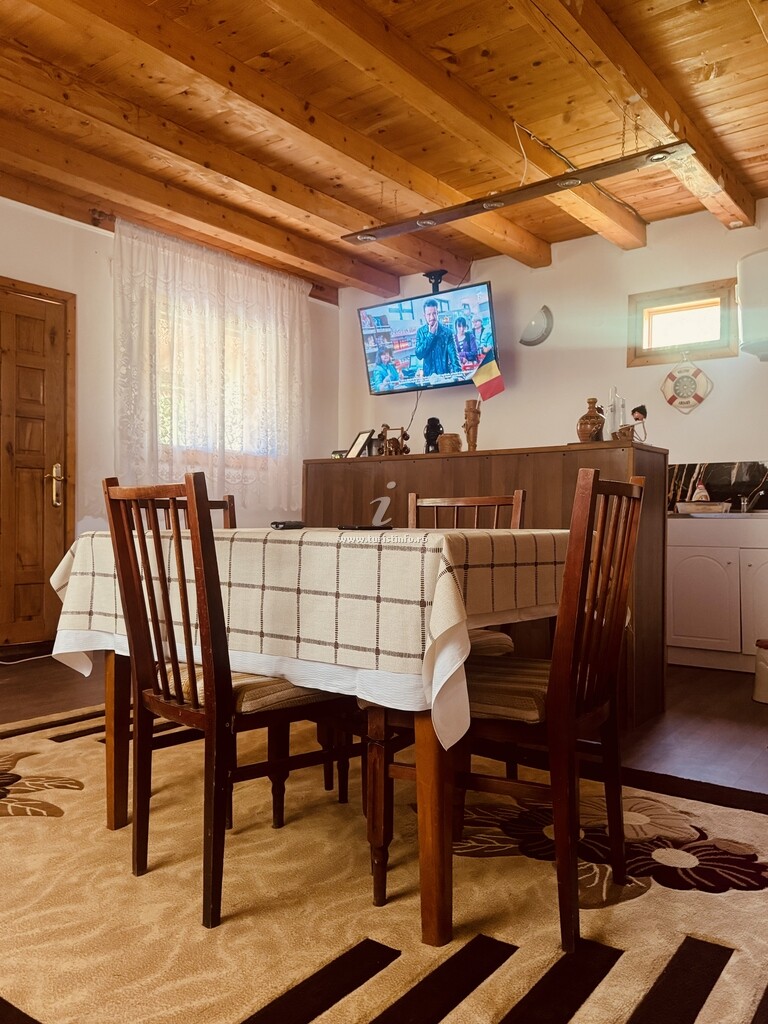 Casa de vacanță Livada Merilor