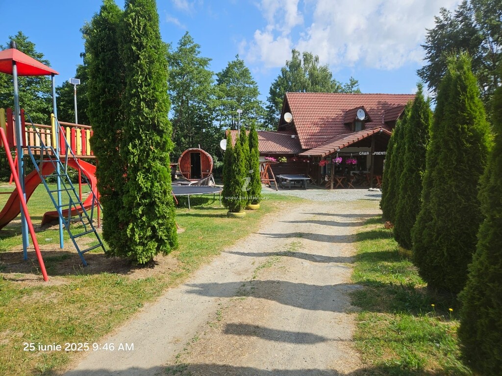 Camere de închiriat Casa Poienița