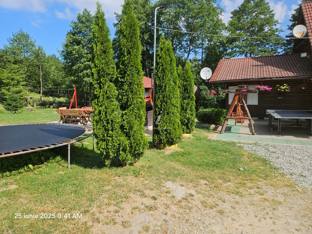 Camere de închiriat Casa Poienița