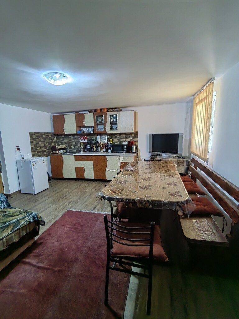 La Conacul lu` Băran