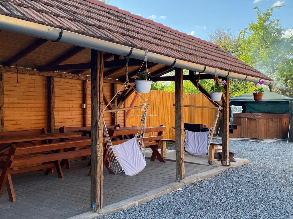 Pensiunea Happy Nest