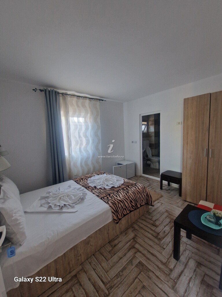 Camere de închiriat Casa Constantin
