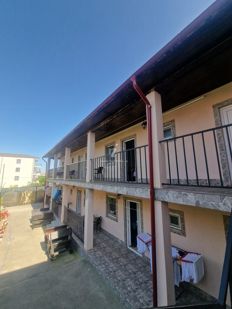 Camere de închiriat Casa Constantin