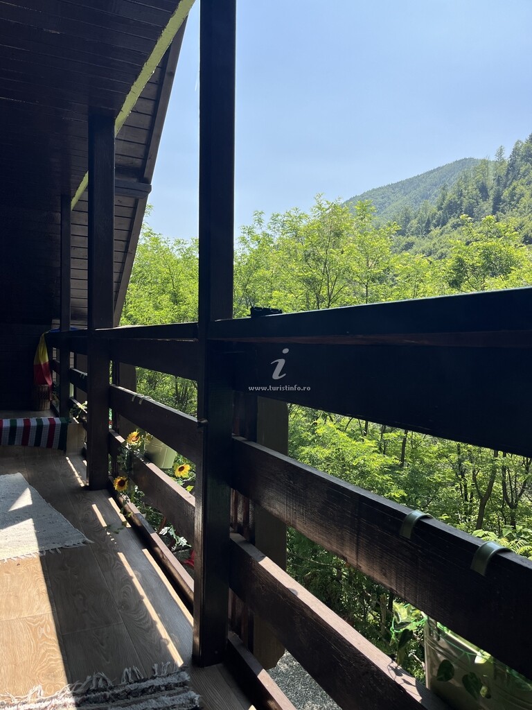 Pensiunea Casa Vânătorului