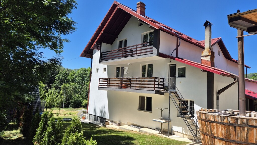 Casa Dobrin