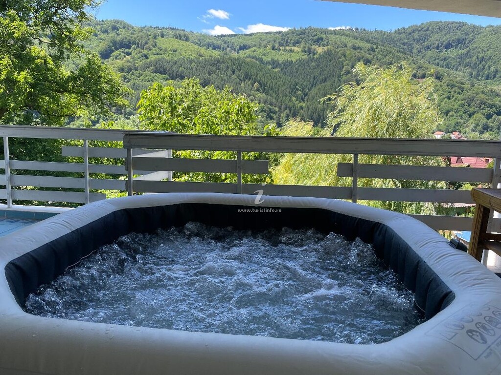 Camere de închiriat Surâsul Muntelui