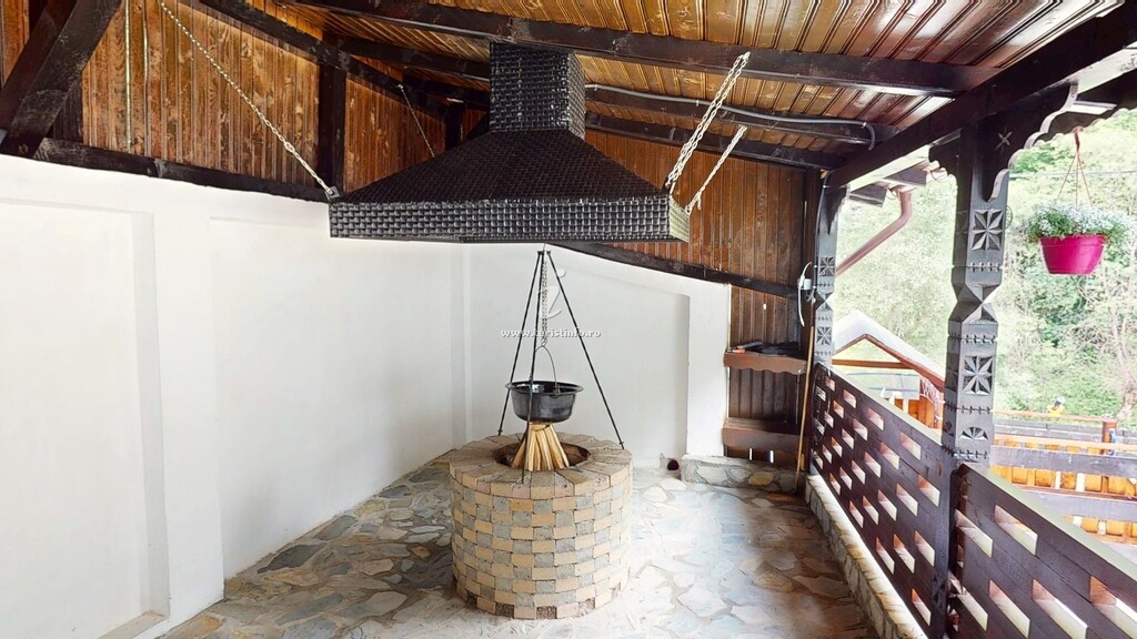 Eden Chalet