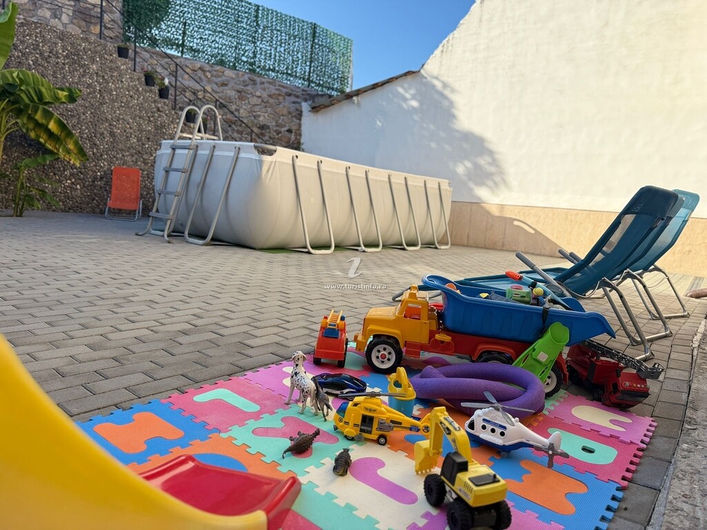 Casa Adelin