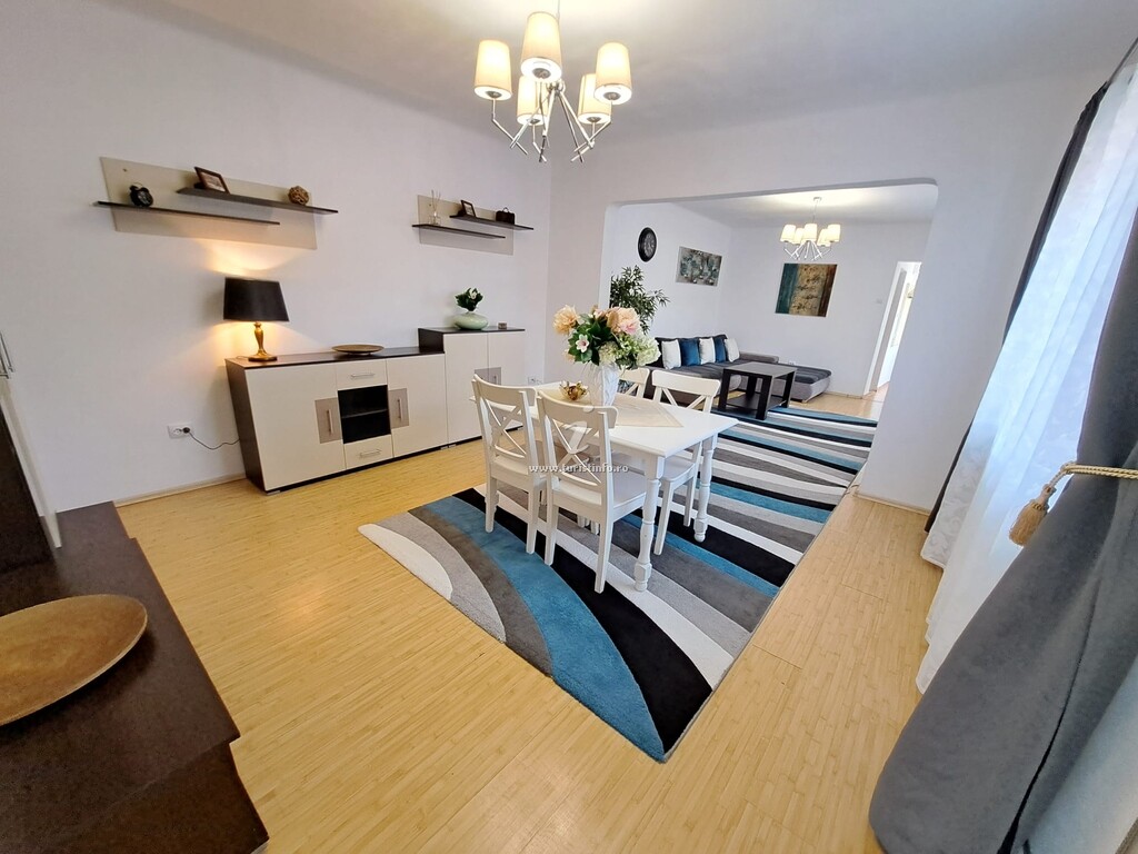 Casa Dușa - Apartament Romina
