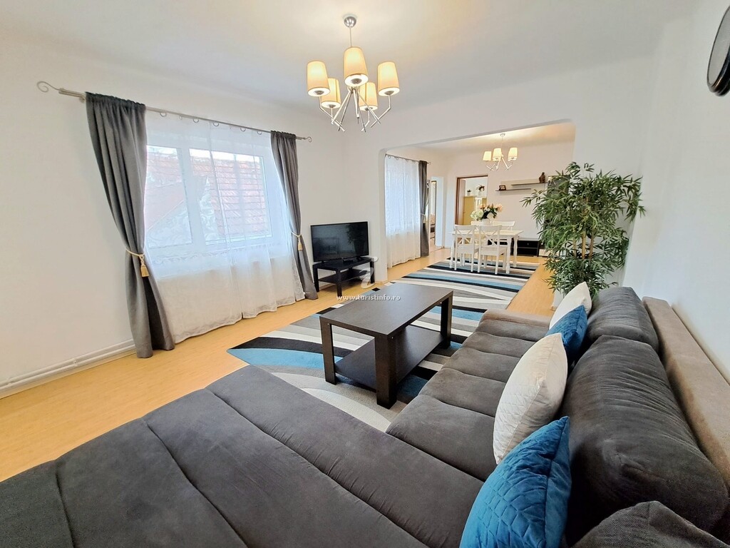 Casa Dușa - Apartament Romina