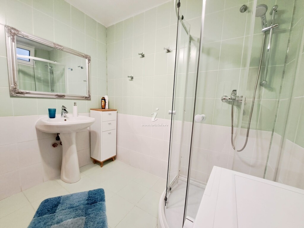 Casa Dușa - Apartament Romina