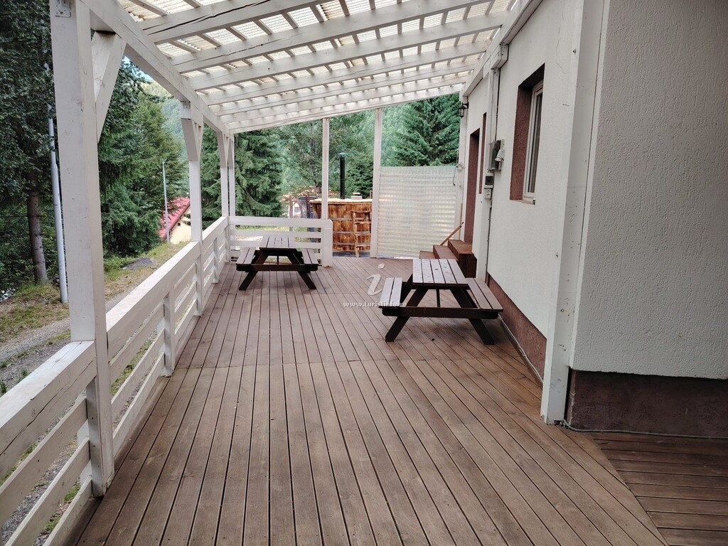 Cabana Muntenilor