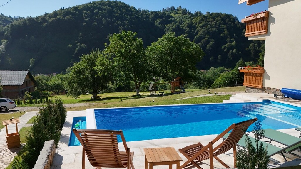 Vila Friends & Family Mountain Resort