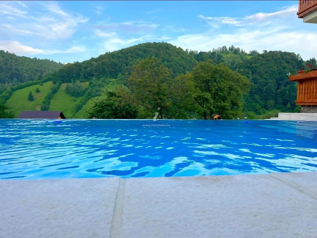 Vila Friends & Family Mountain Resort