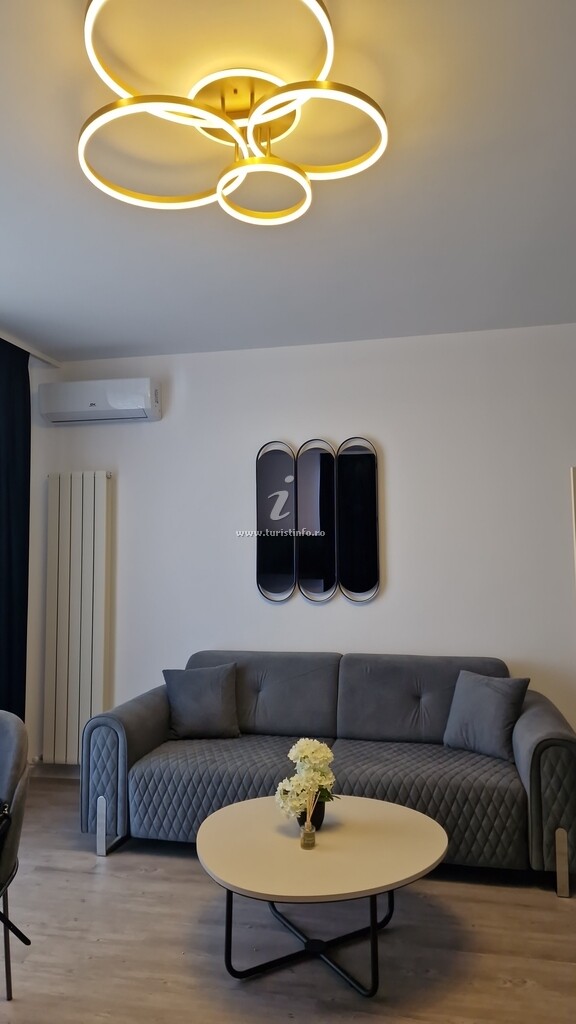 Apartamente Solid House