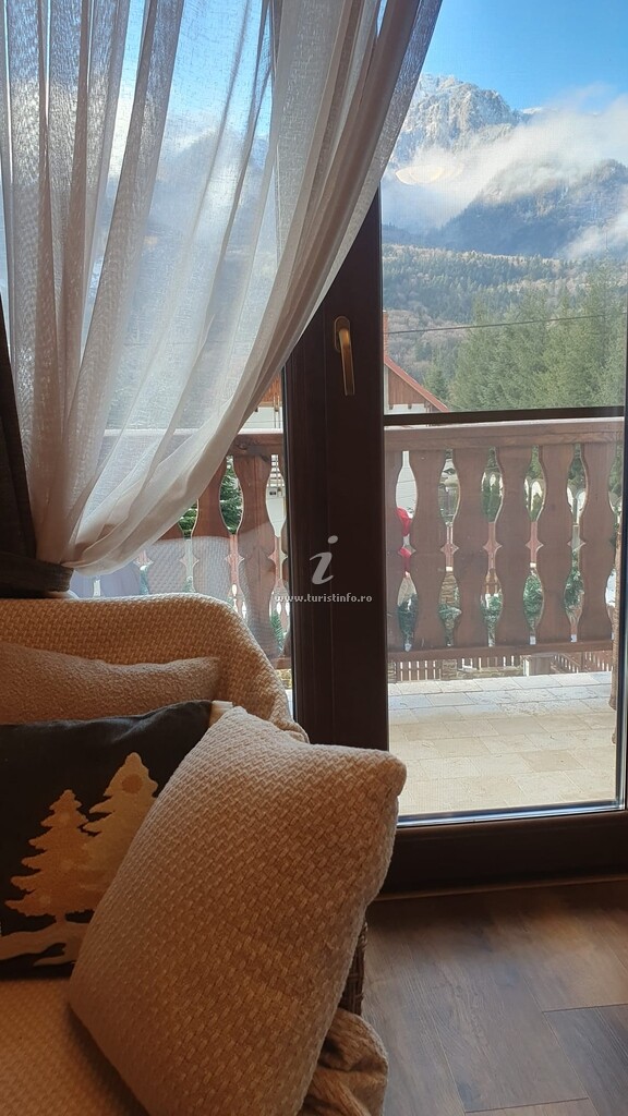 Casa de vacanță Poiana Golf Chalet